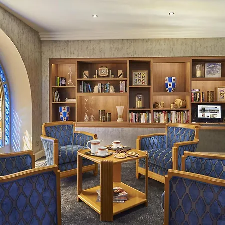 Hotell Western Premier Hbeo Centre 4*