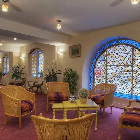 Western Premier Hbeo Centre Hotel 4*