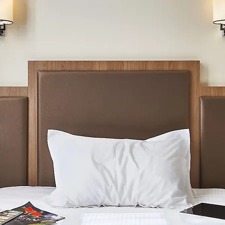 Western Premier Hbeo Centre Hotel 4*