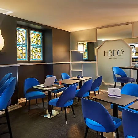 Hotel Western Premier Hbeo Centre 4*