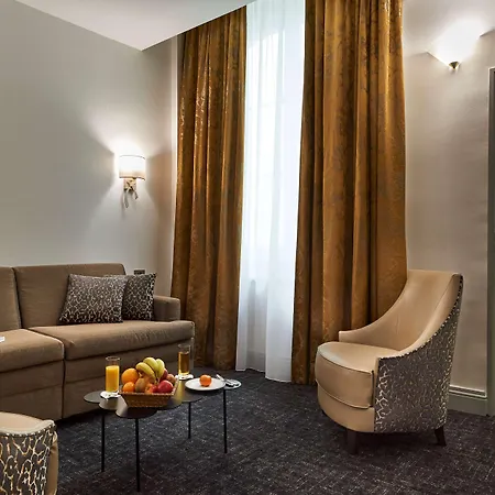 Western Premier Hbeo Centre Hotel