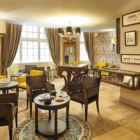 Western Premier Hbeo Centre فندق 4*