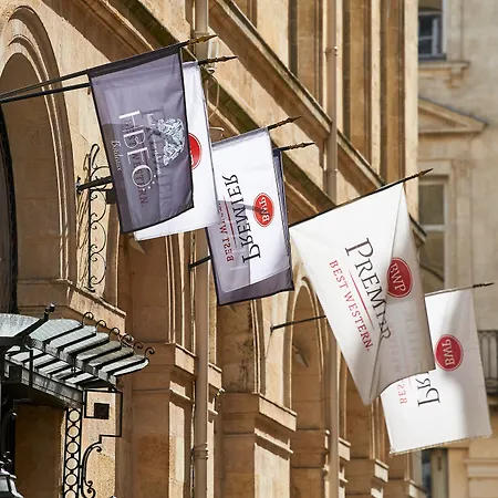 Western Premier Hbeo Centre Hotell 4*